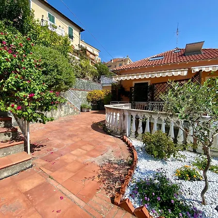 Casa Ribot: Alassio Centro E Mare A Portata Di Mano Esterno foto