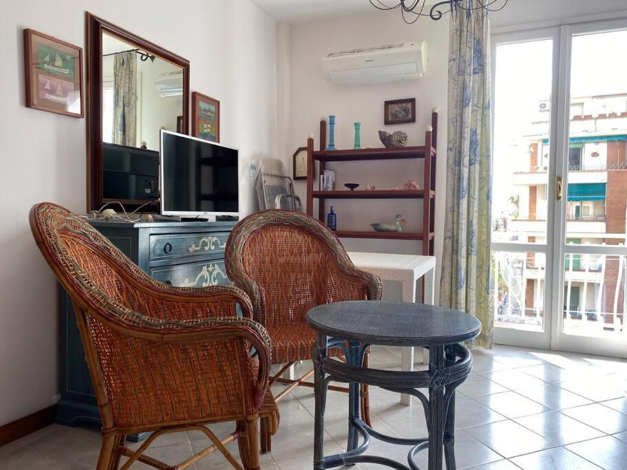 Casa Ribot: Centro E Mare A Portata Di Mano * Alassio